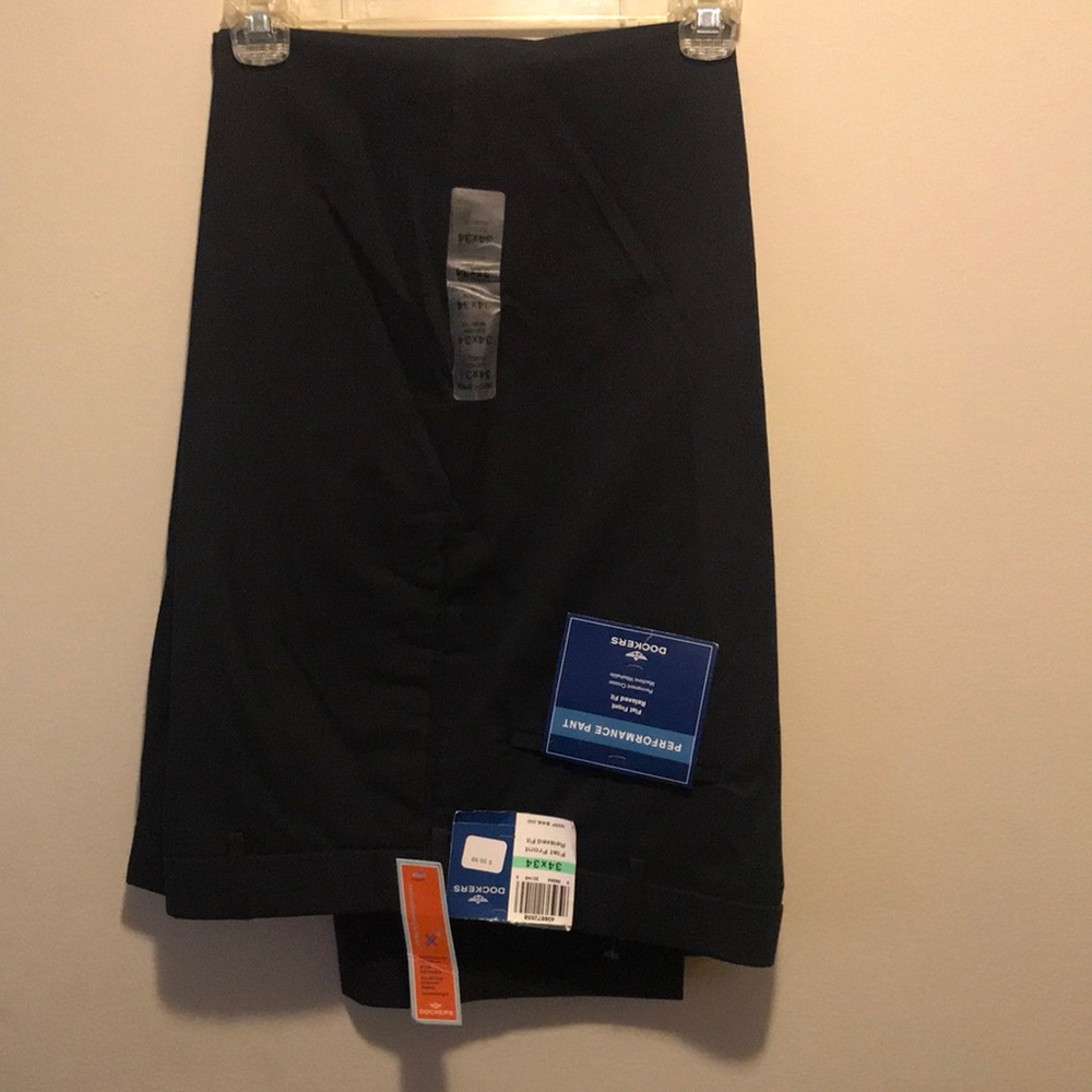 Men Dockers pants